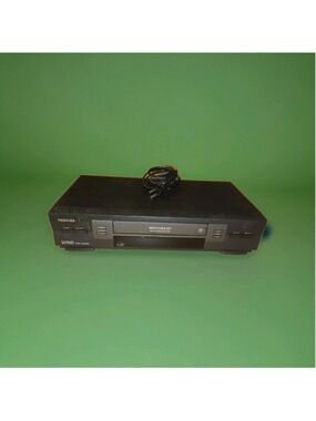 Toshiba W603 VCR Hifi Vintage - No Remote- Working